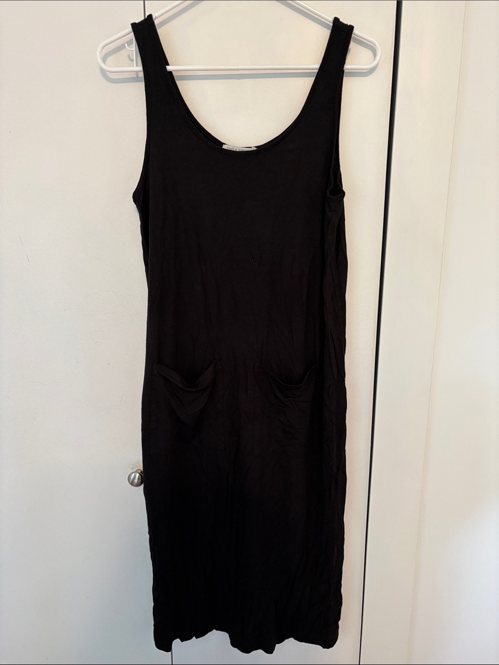 Green Envelope Black Sleeveless Maxi with Front Pockets